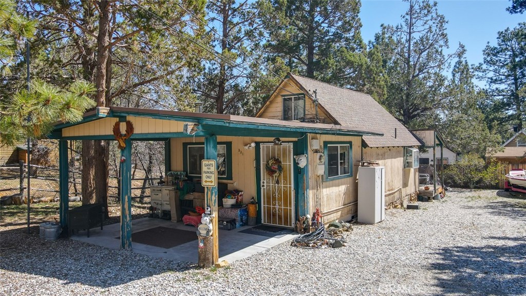 531 Maple Lane Property Photo