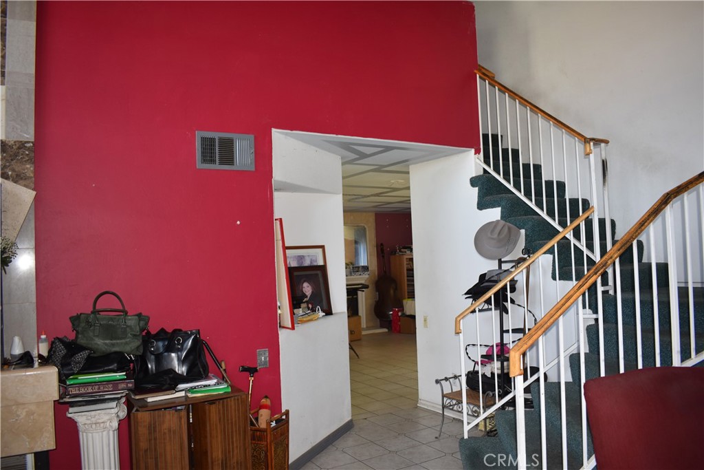 1044 Willmont Way Property Photo 8