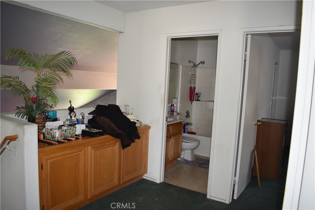 1044 Willmont Way Property Photo 19