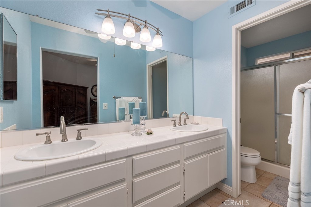 5089 Oakhurst Avenue Property Photo 13