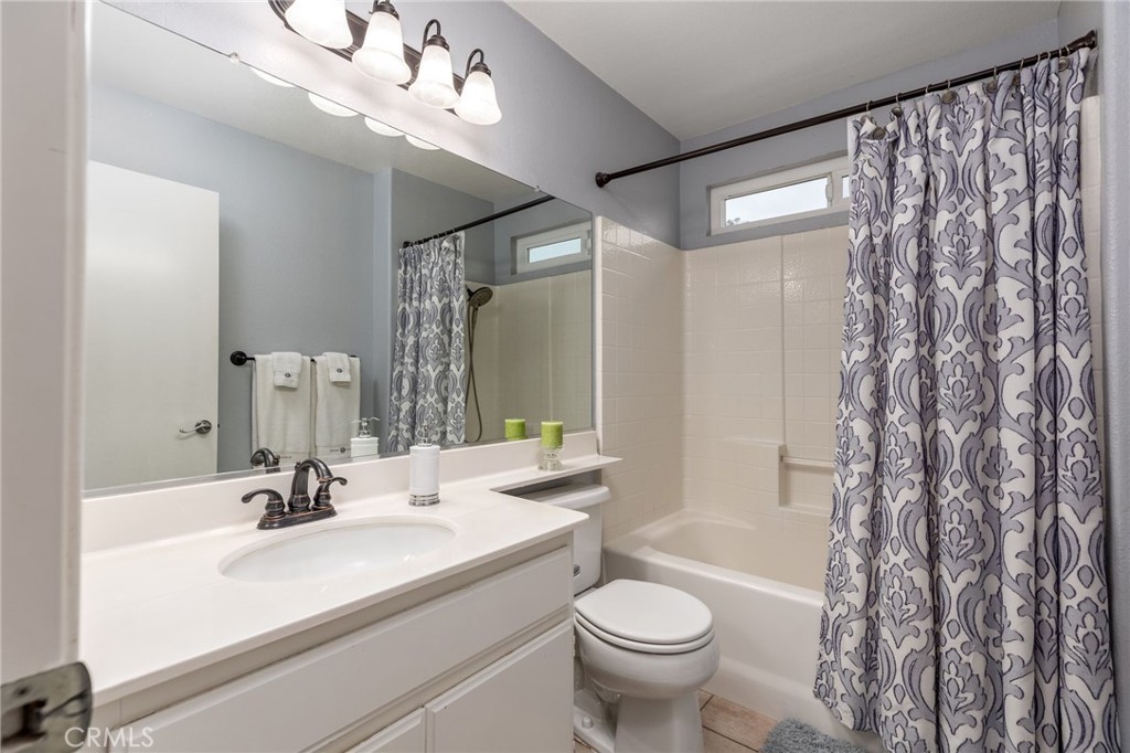 5089 Oakhurst Avenue Property Photo 16