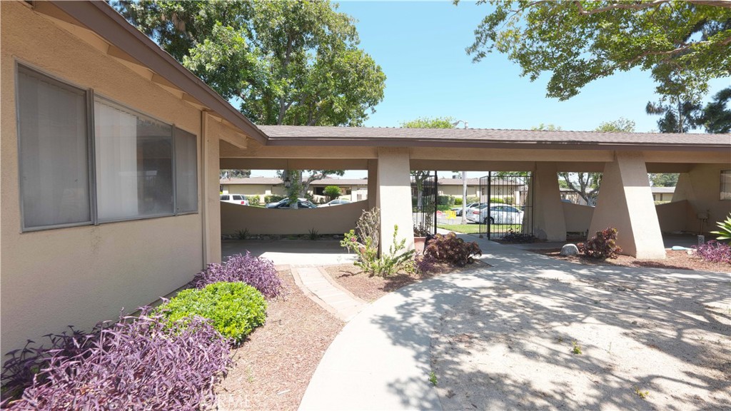 1723 Appleton Way Property Photo 1