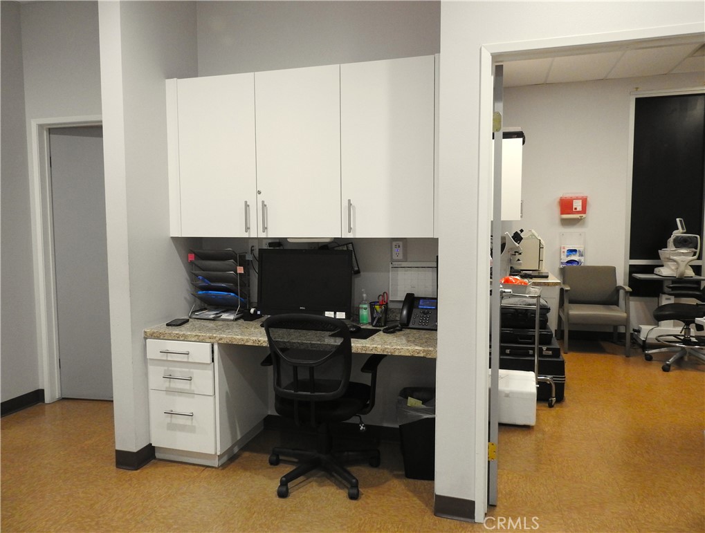 44651 Village Court 102-103 Property Photo 29
