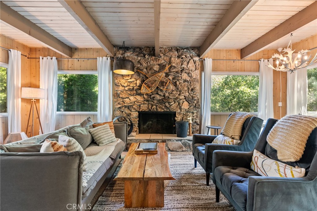27979 North Bay Road Property Photo 5