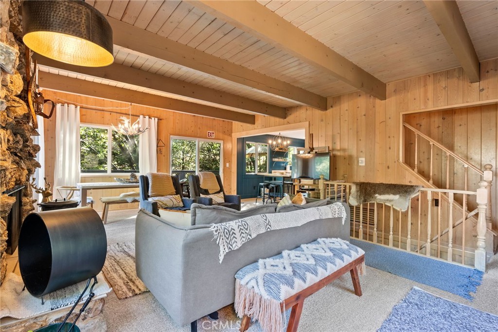 27979 North Bay Road Property Photo 6