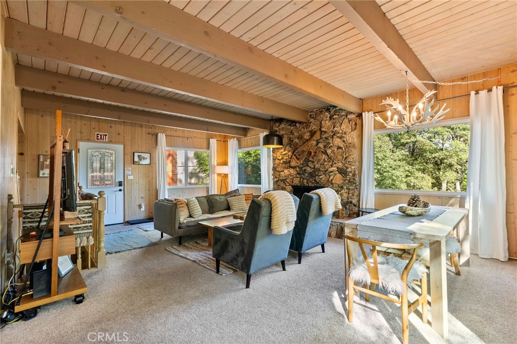 27979 North Bay Road Property Photo 8