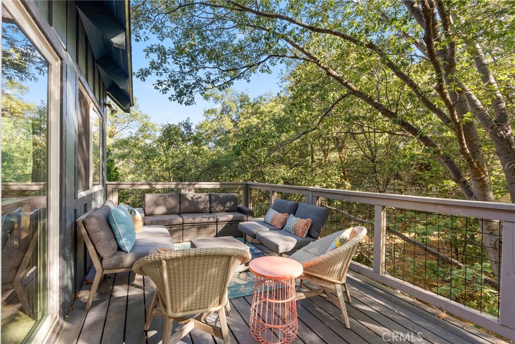 27979 North Bay Road Property Photo 11