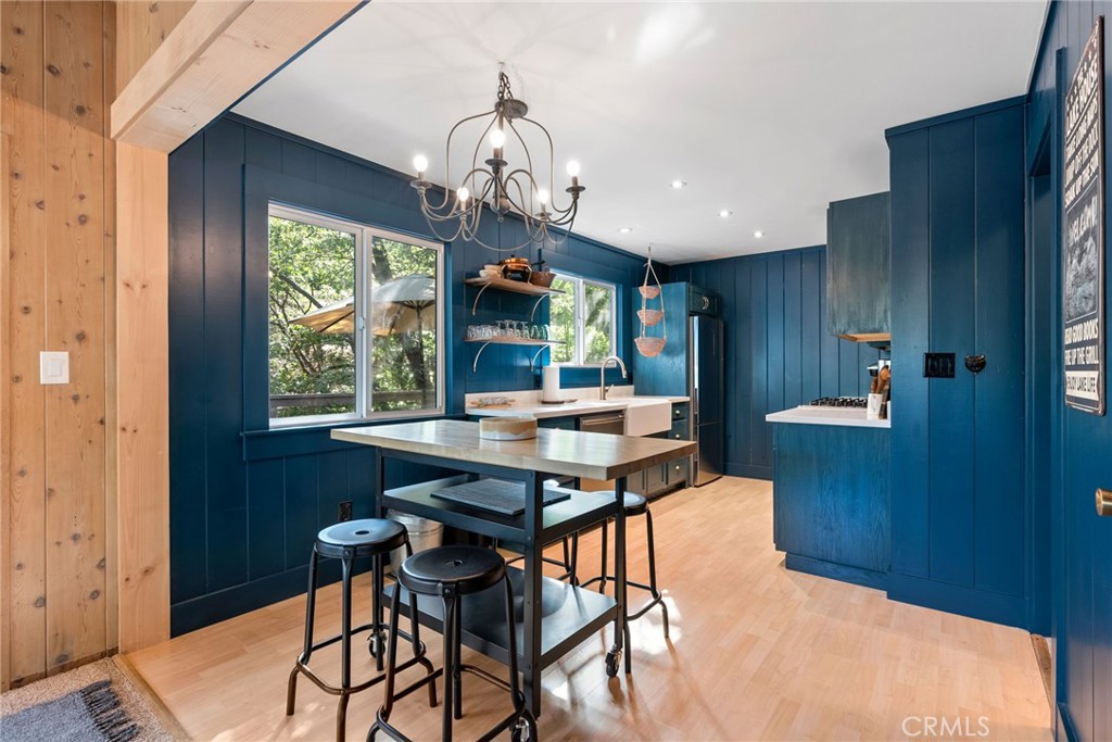 27979 North Bay Road Property Photo 14