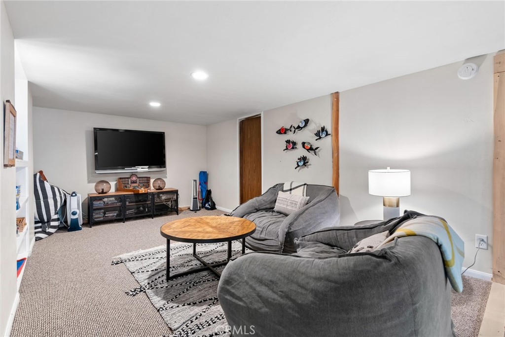 27979 North Bay Road Property Photo 33