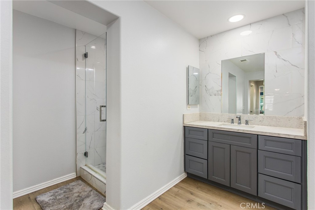 219 Dwyer Avenue Property Photo 28