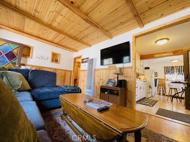 912 Tinkerbell Avenue Property Photo 10
