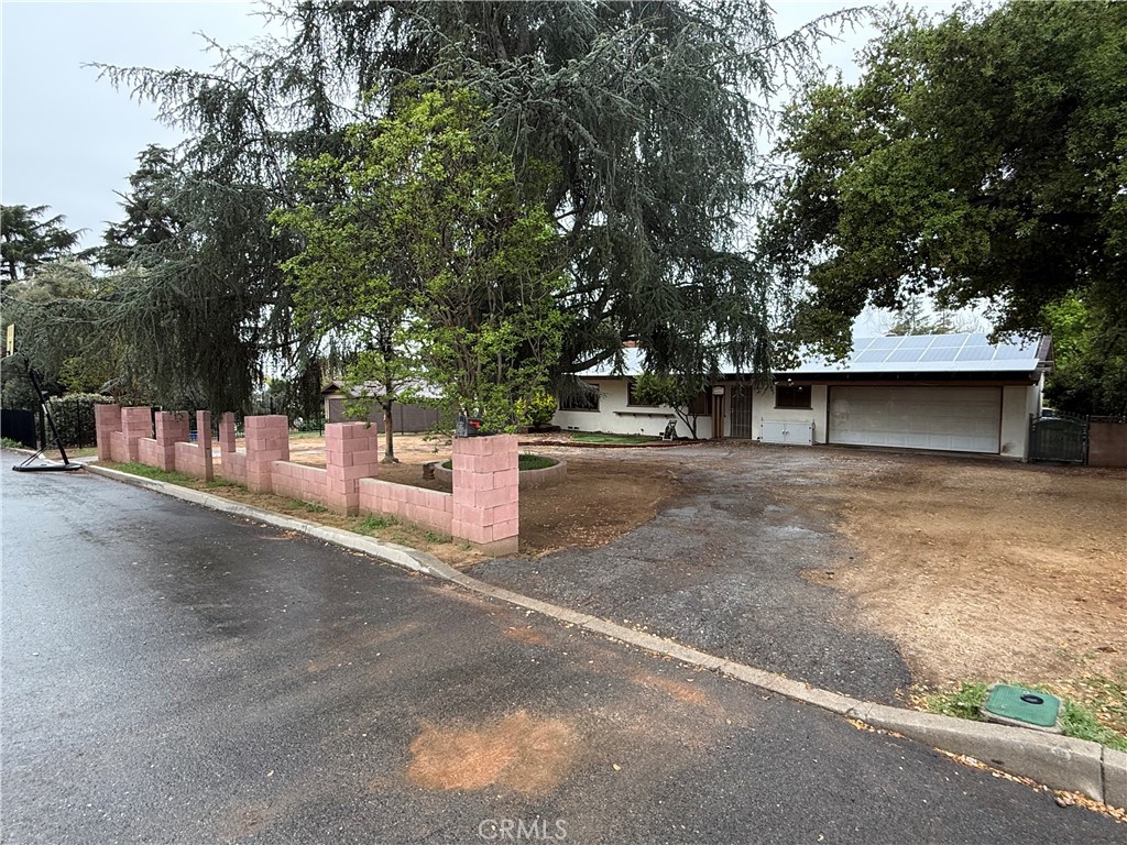 11896 Addison Street Property Photo 2
