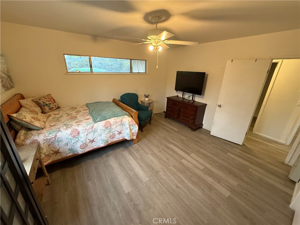 11896 Addison Street Property Photo 24
