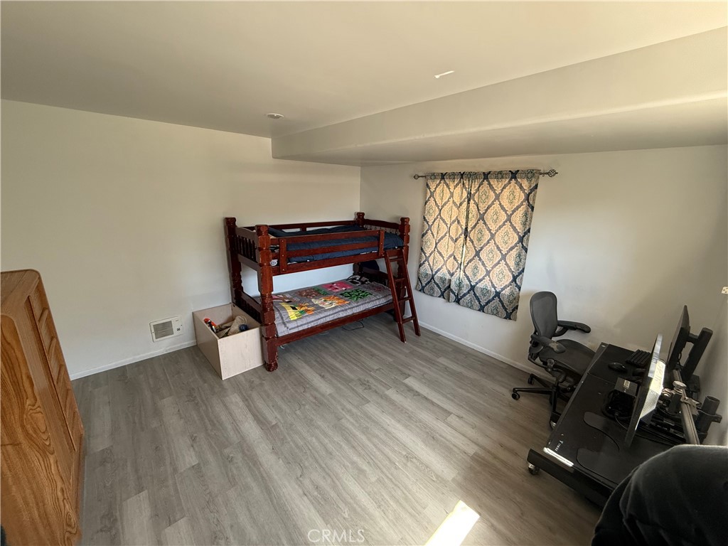 11896 Addison Street Property Photo 29