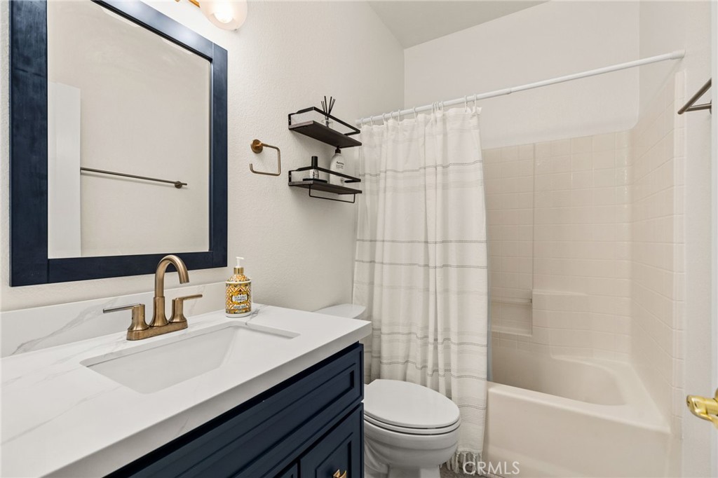 6112 Turnberry Drive Property Photo 18