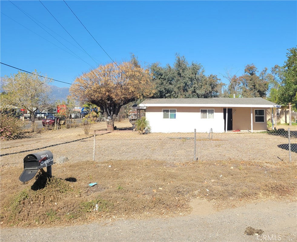 15114 Washington Drive Property Photo 1