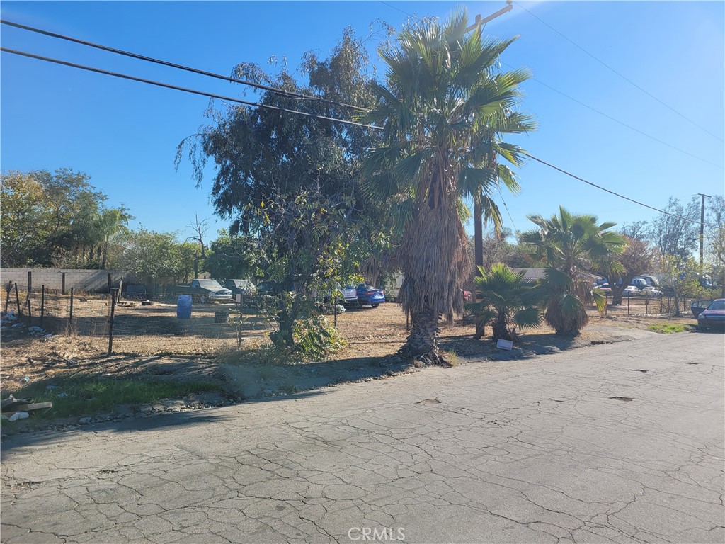 15114 Washington Drive Property Photo 2