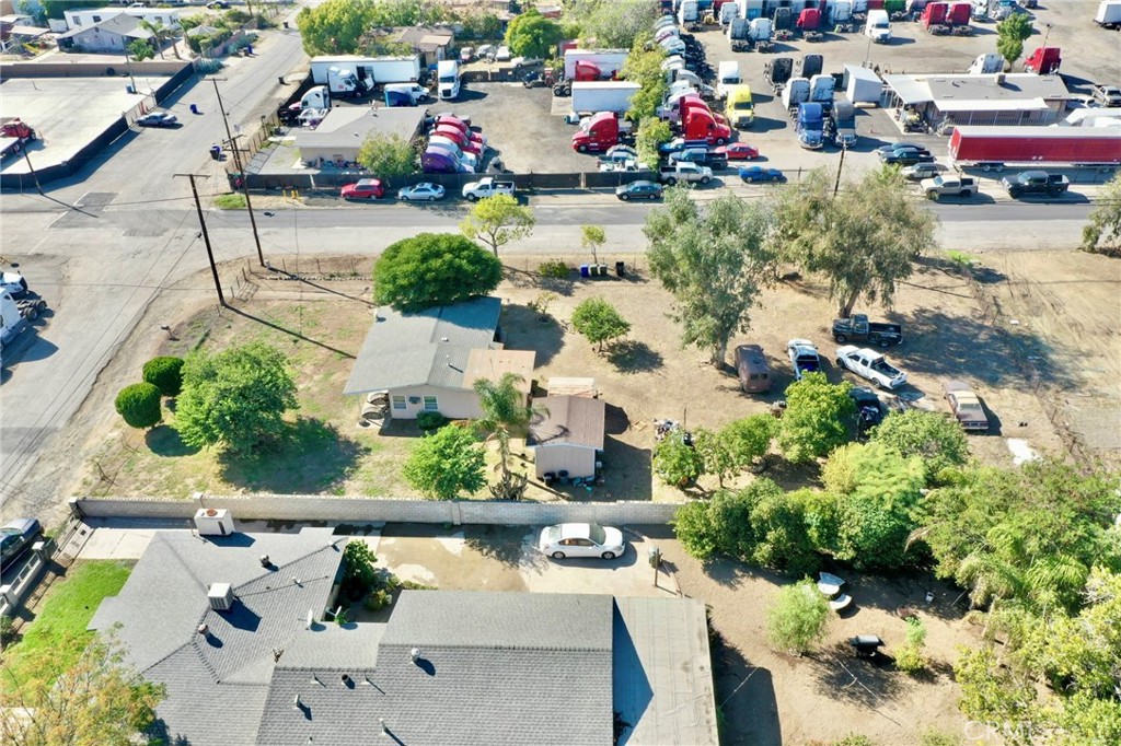 15114 Washington Drive Property Photo 12