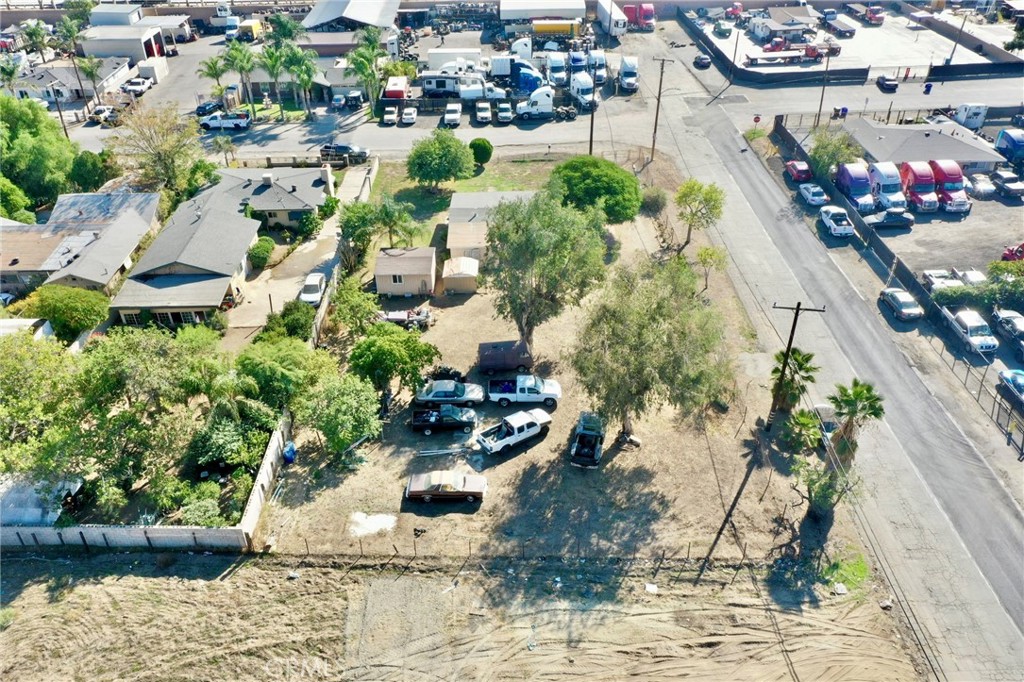 15114 Washington Drive Property Photo 13