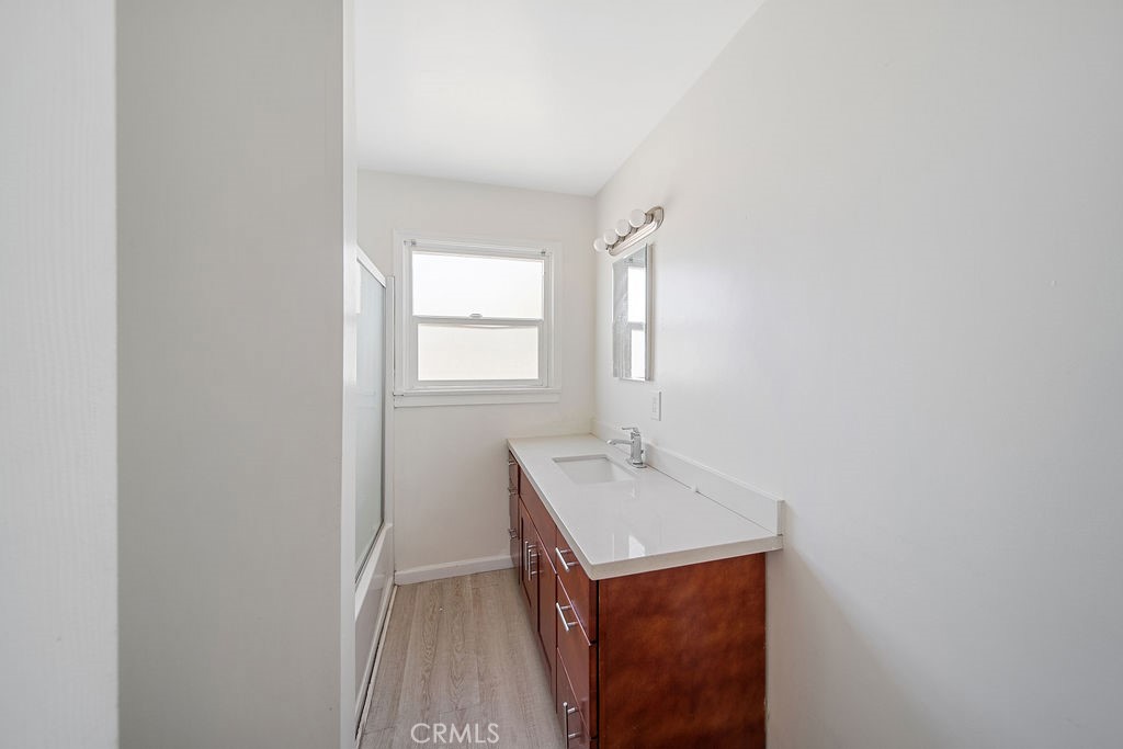 394 W 17th Street Property Photo 10