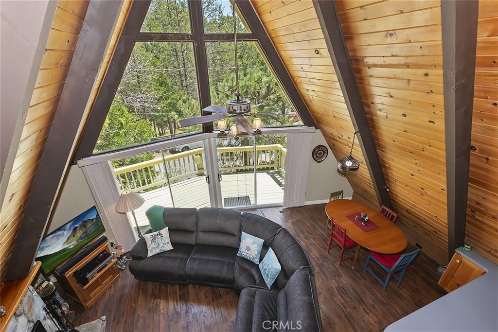 27364 Alpen Drive Property Photo 1