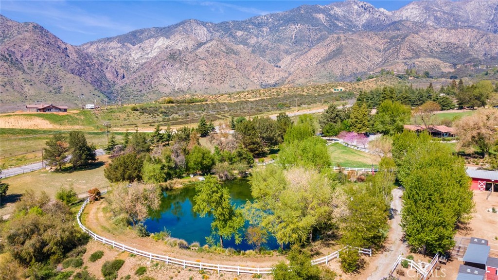 37547 Oak Glen Road Property Photo 10