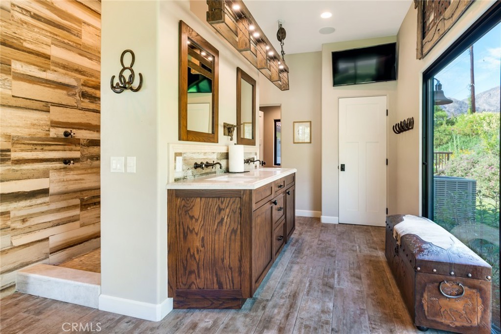 37547 Oak Glen Road Property Photo 38