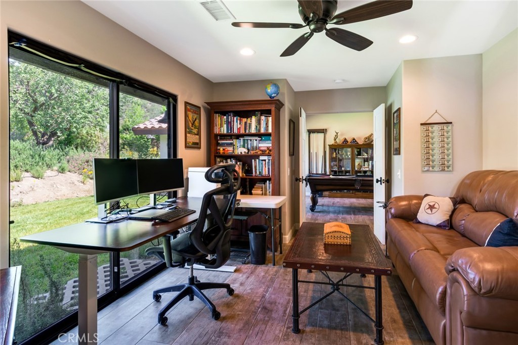 37547 Oak Glen Road Property Photo 40
