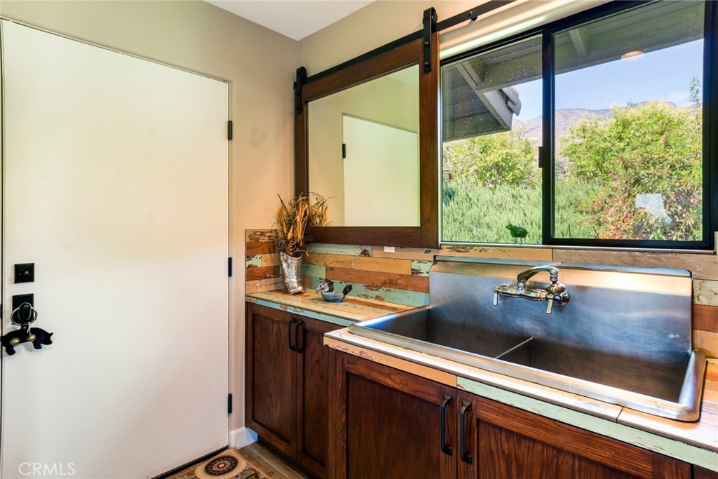 37547 Oak Glen Road Property Photo 45
