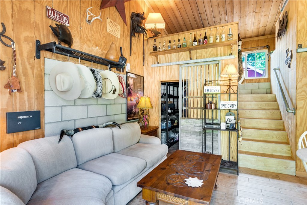 37547 Oak Glen Road Property Photo 54