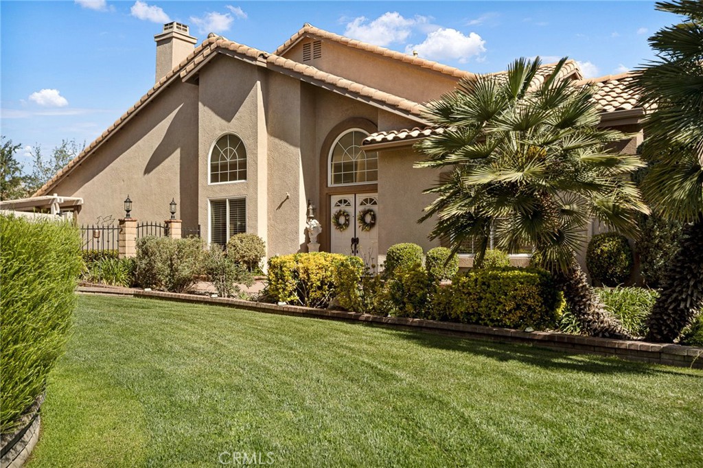 1521 Fairway Oaks Avenue Property Photo 1