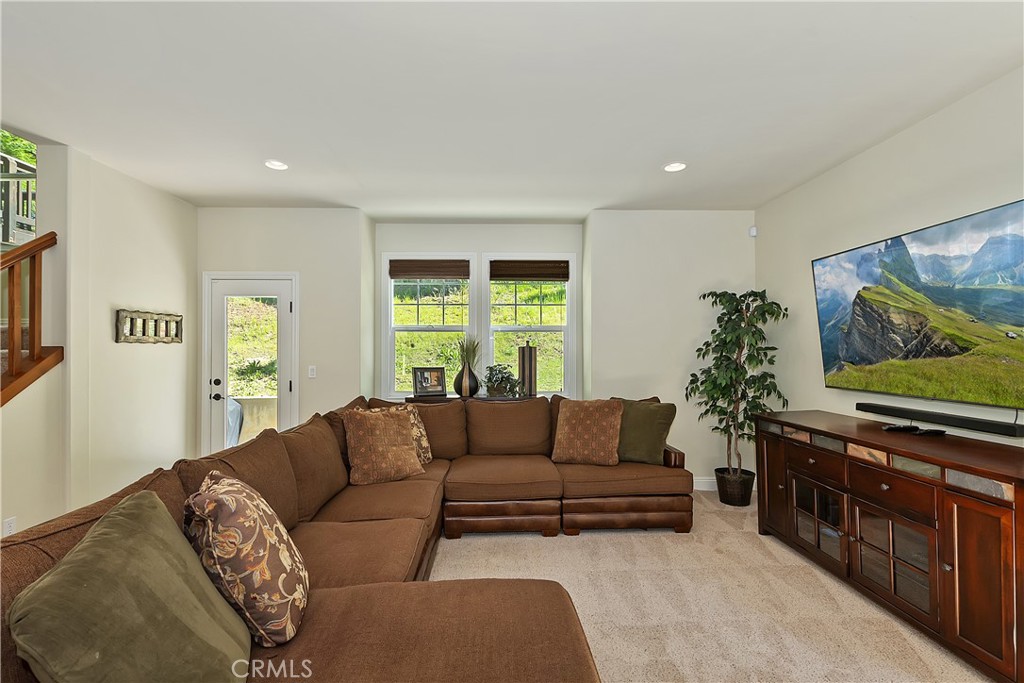 455 Clearwater Lane Property Photo 18
