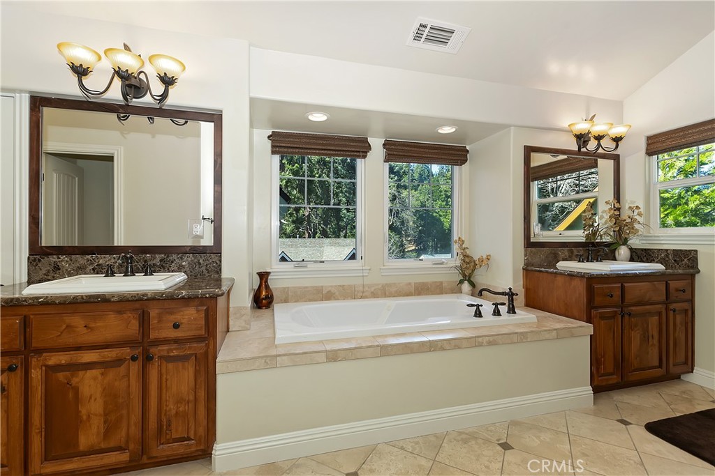 455 Clearwater Lane Property Photo 33