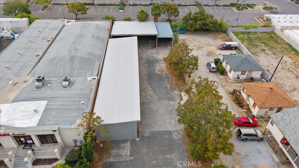 24821 Redlands Blvd Property Photo 6