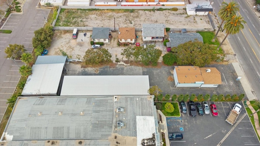 24821 Redlands Blvd Property Photo 8