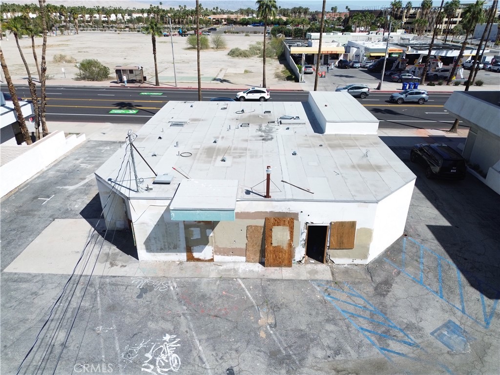 311 N Indian Canyon Drive Property Photo 4