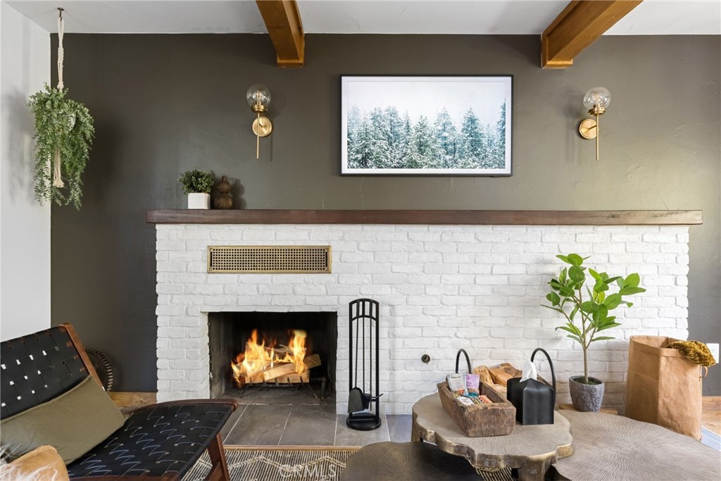 29387 Lake View Drive Property Photo