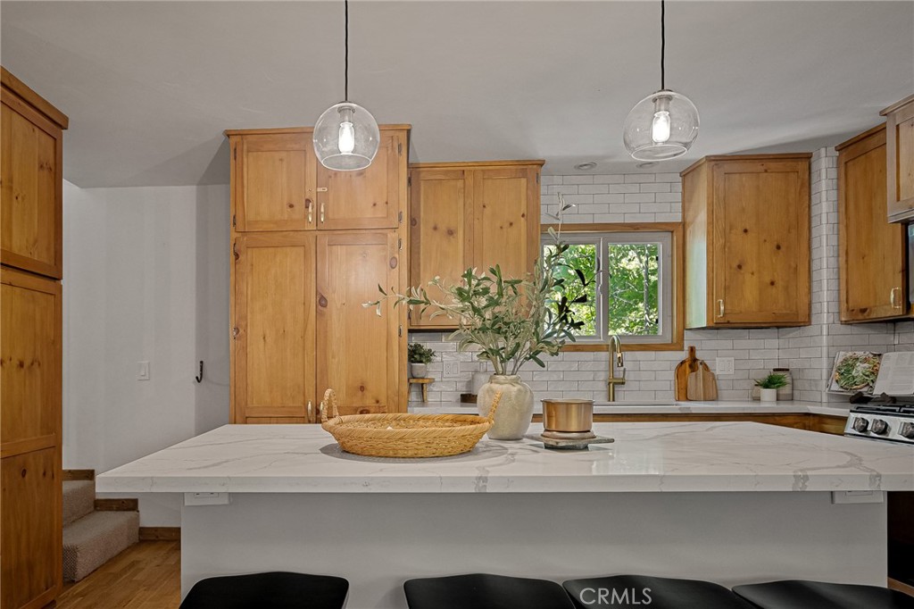 29387 Lake View Drive Property Photo 7