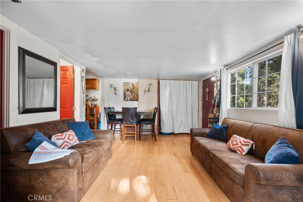 26626 Highway 18 Property Photo 4