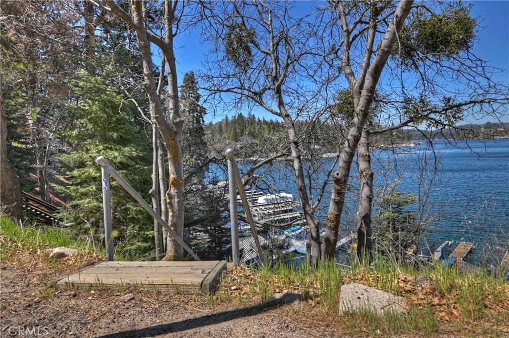 0 S611a Property Photo 3
