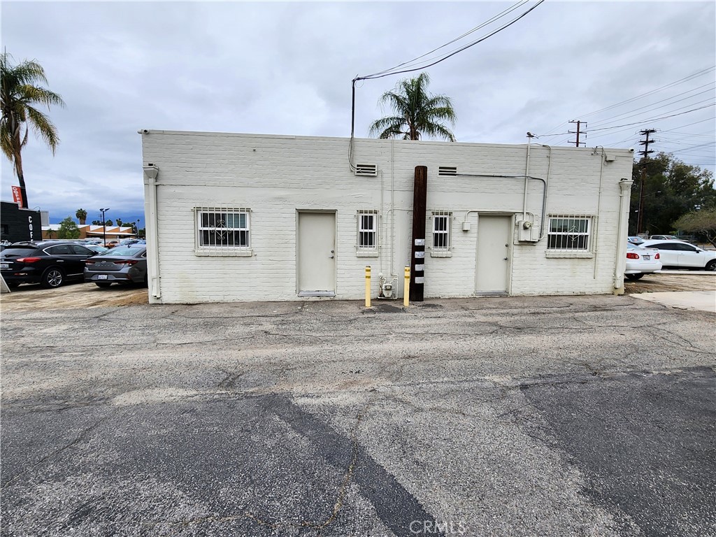 414 E Redlands Boulevard Property Photo 10