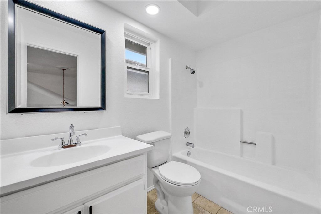 8985 Sage Drive Property Photo 14
