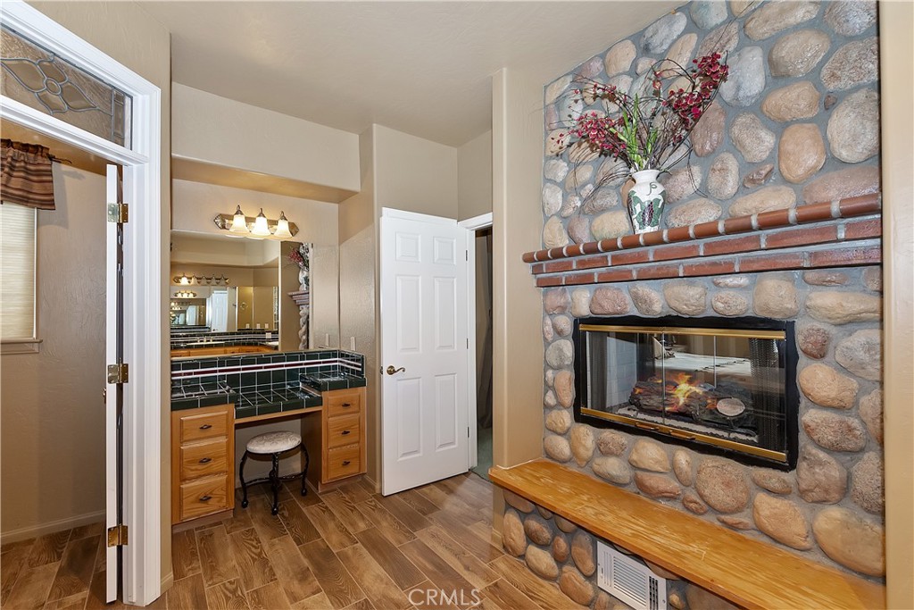 1161 Nadelhorn Drive Property Photo 37