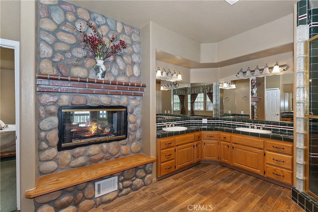 1161 Nadelhorn Drive Property Photo 38