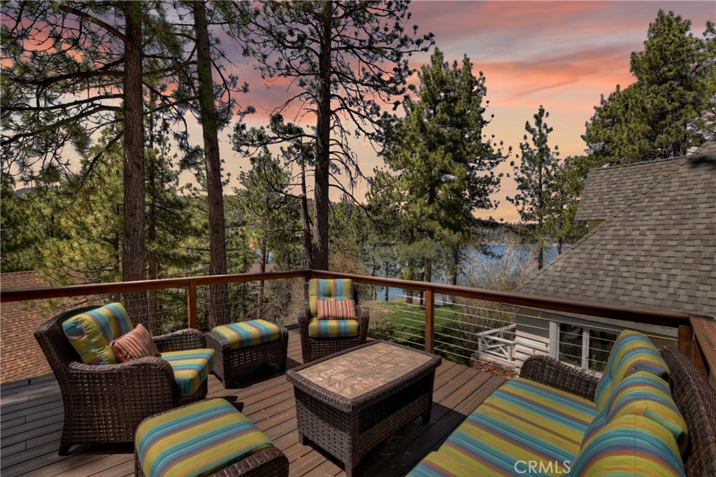 39080 Waterview Drive Property Photo 3