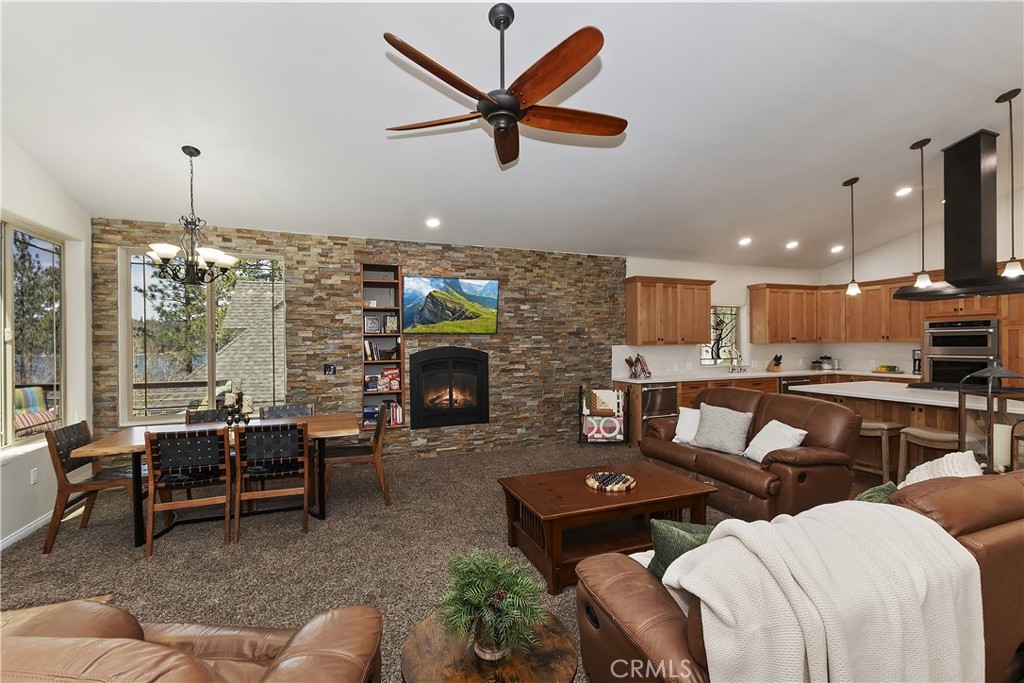 39080 Waterview Drive Property Photo 5