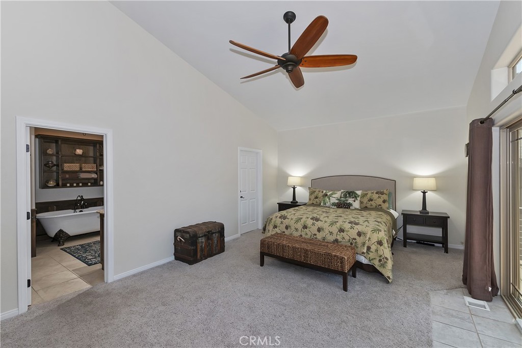 39080 Waterview Drive Property Photo 13