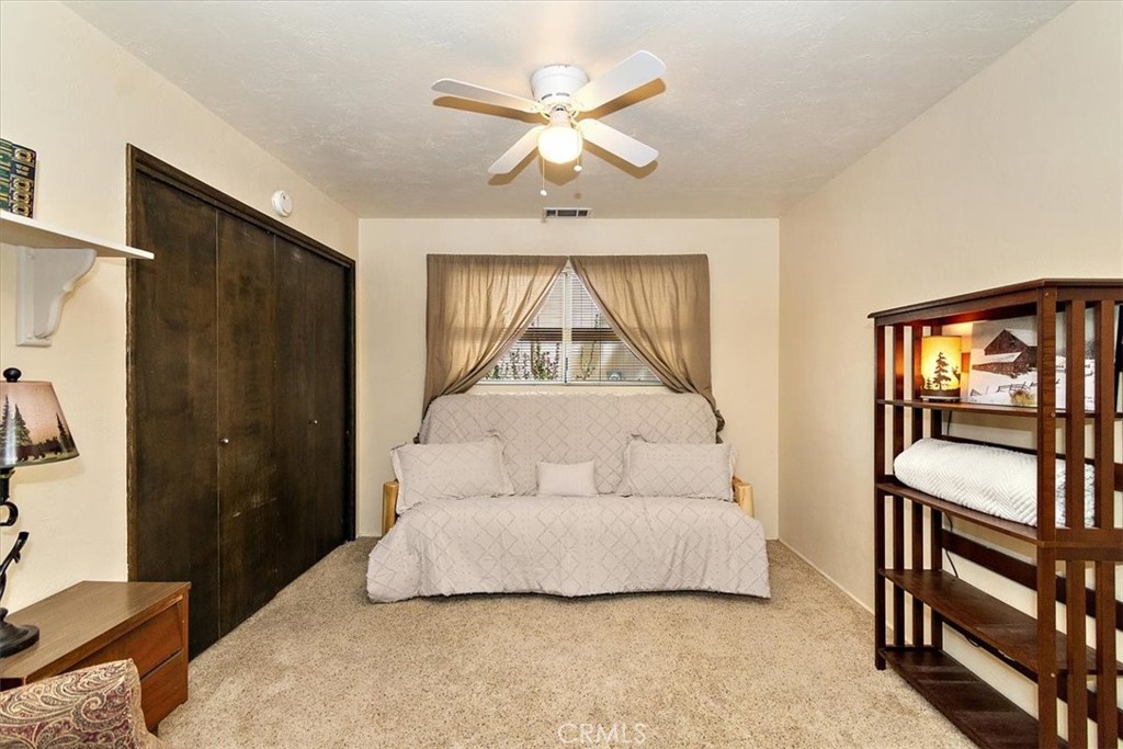 304 E Mojave Boulevard Property Photo 18