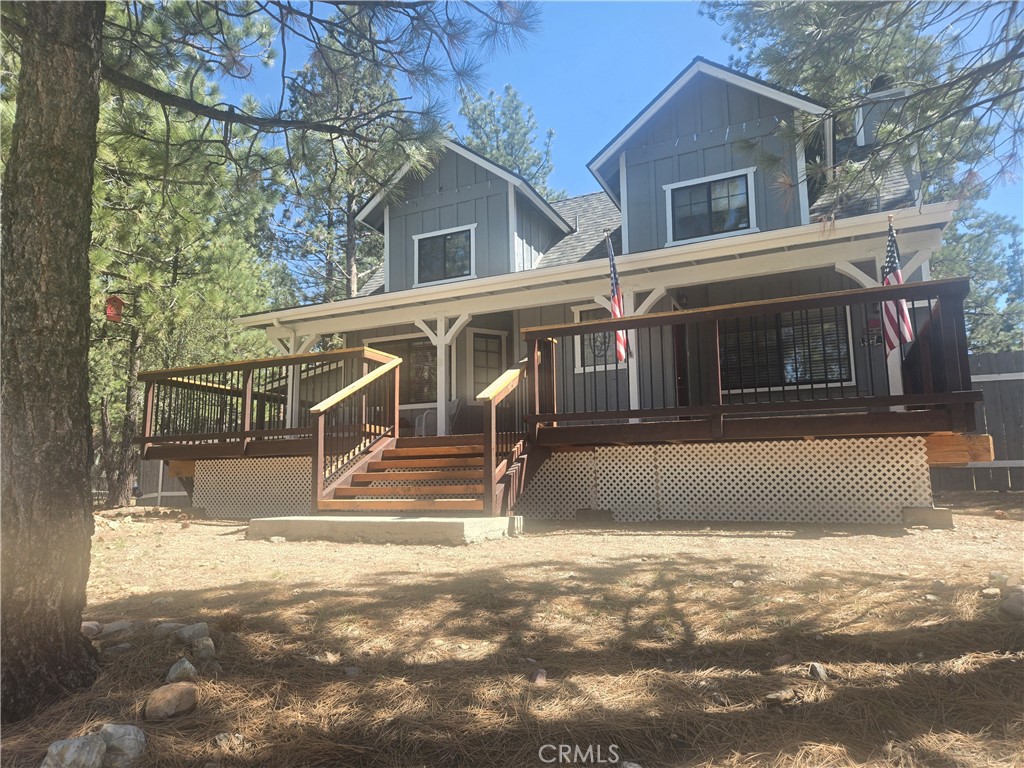 301 Downey Drive Property Photo 3