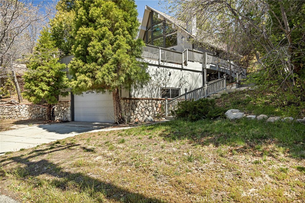 735 Bishorn Drive Property Photo 3